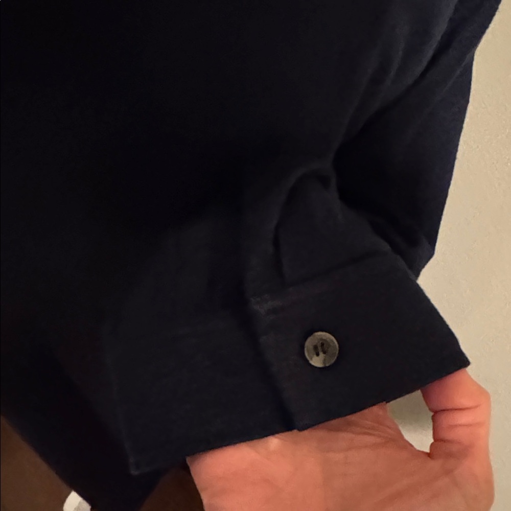 Lysse navy blue split neck linen knit sweater with contrasting blue strip - Picture 7 of 11